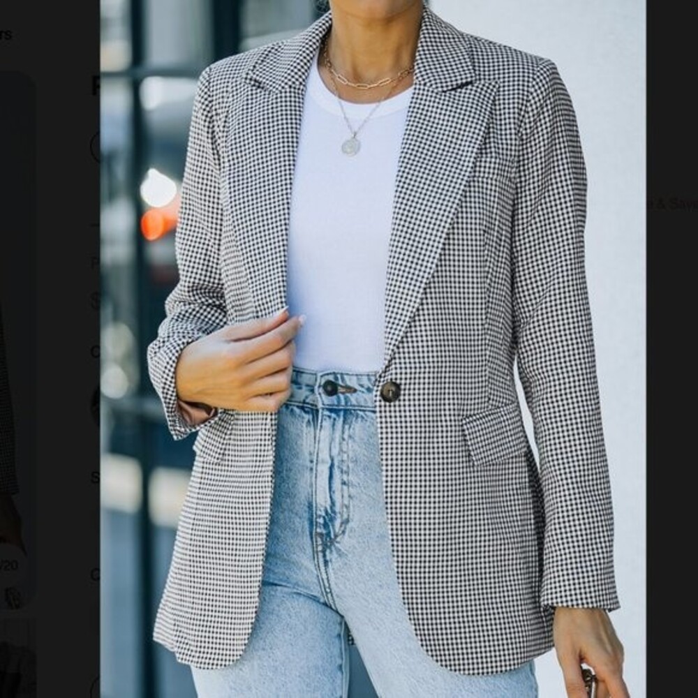 NWOT Plaid Lapel Collar Button Cuff Blazer